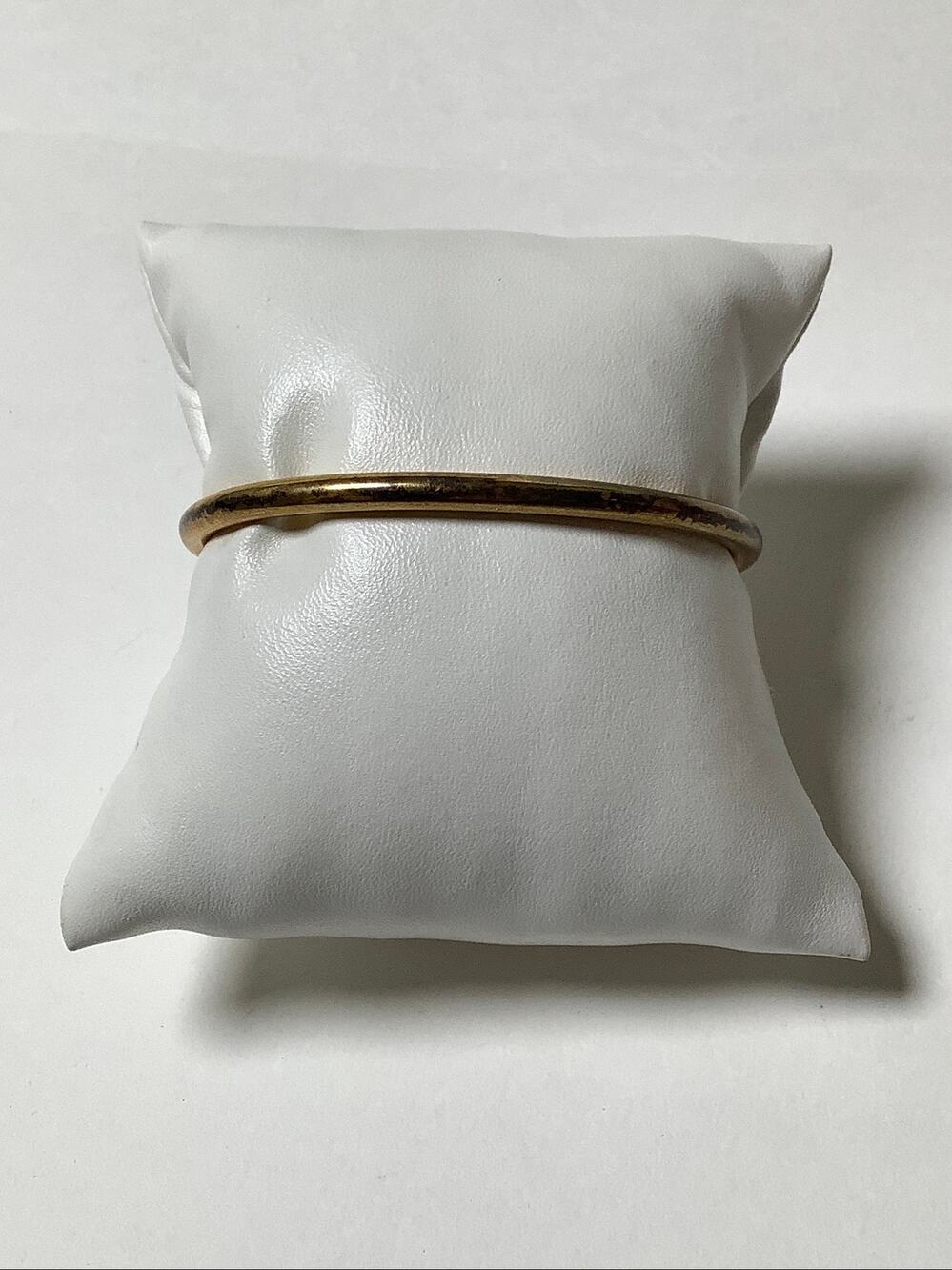 Stella Valle Women's 18K Gold-Plated Brass Letter C Bangle Bracelet A13-36